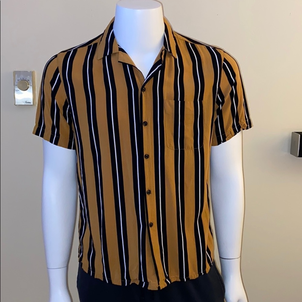 URBAN OUTFITTERS Stripe Button Up Tee